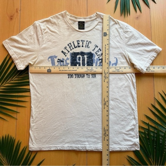 LUCKY BRAND Men’s Athletic Team Graphic T-Shirt - Size Large - Picture 6 of 7